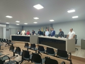 Na 33ª Sessão Ordinária realizada em 05 de outubro de 2026, a Câmara Municipal de Dionísio Cerqueira apreciou as seguintes proposições