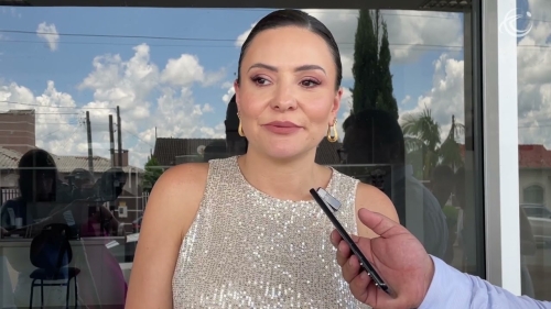 Bianca Maran, Alcir Sawaris e vereadores são empossados em ato solene